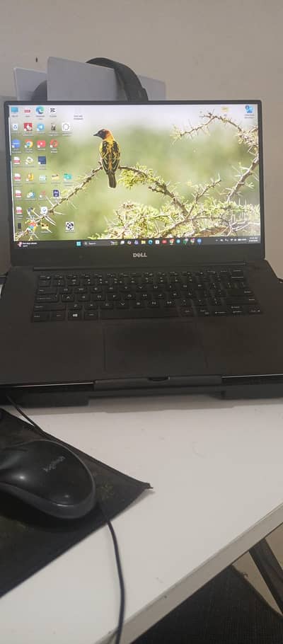Dell precision 5520 4 Gb graphic card