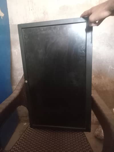 lcd 30 inch hp cal 03027174896