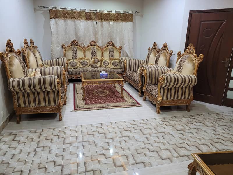 sofa with daning table 0