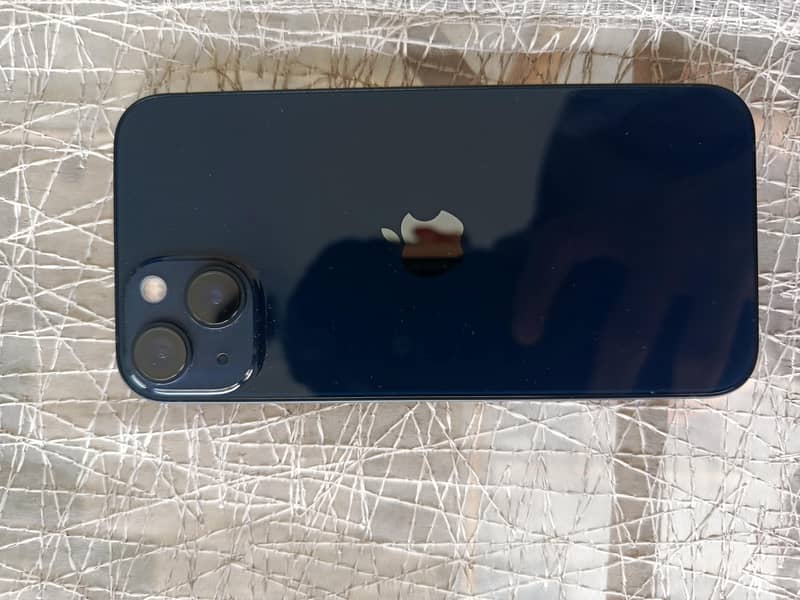 Apple iPhone 13 1