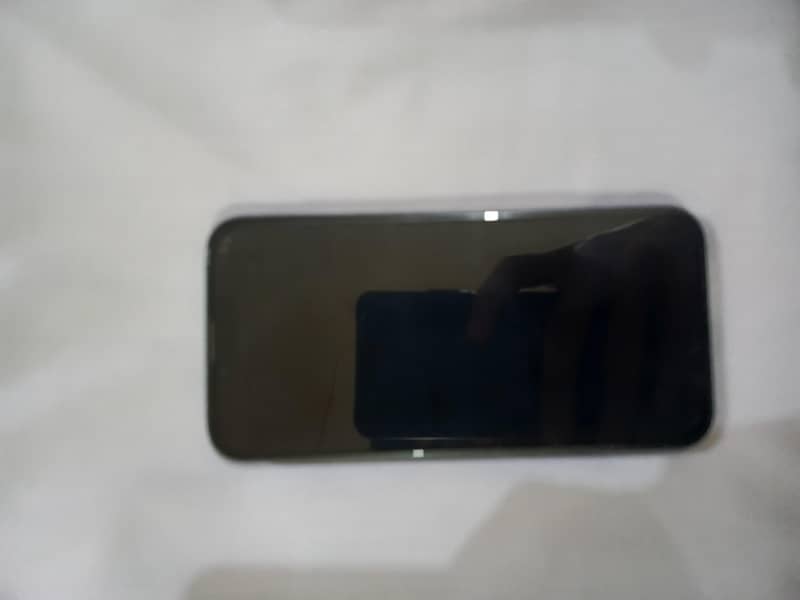 Apple iPhone 13 2