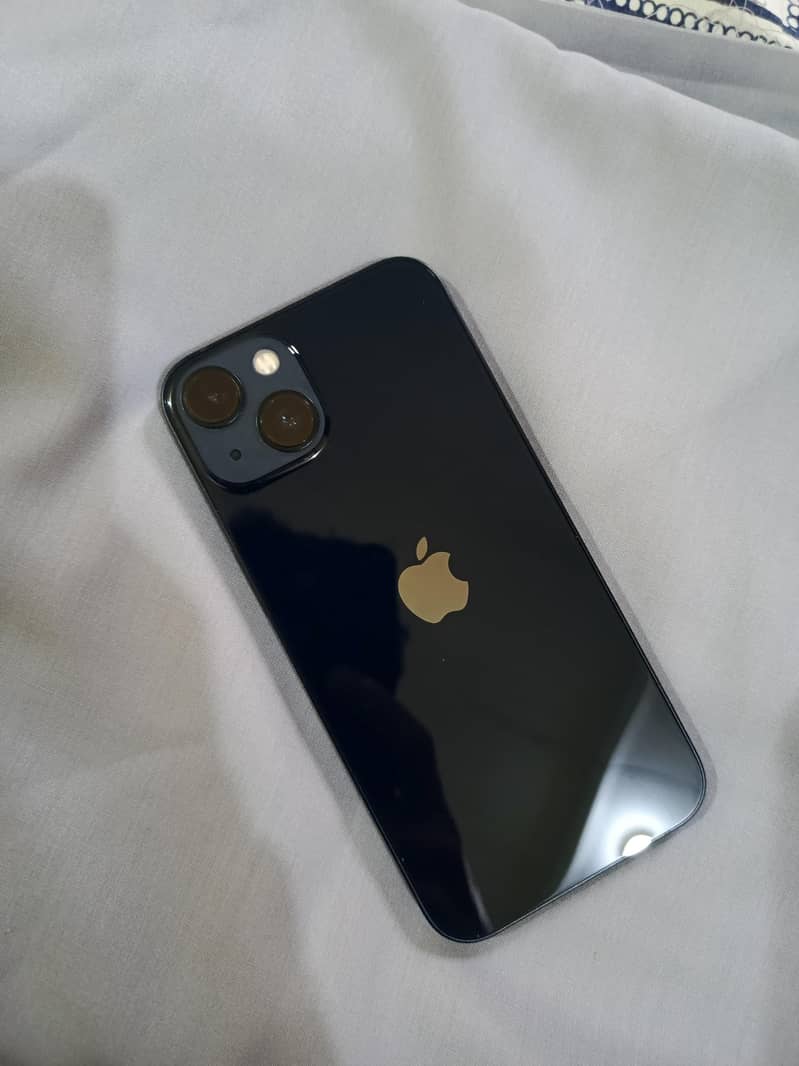 Apple iPhone 13 5