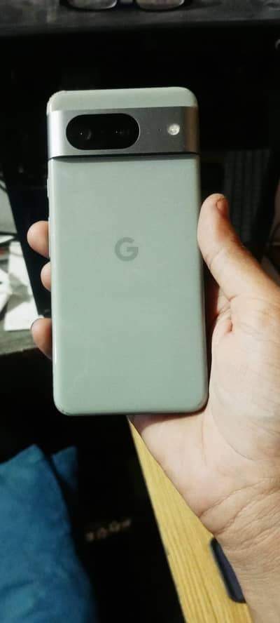 Google Pixel 8 (10/10 Condition)