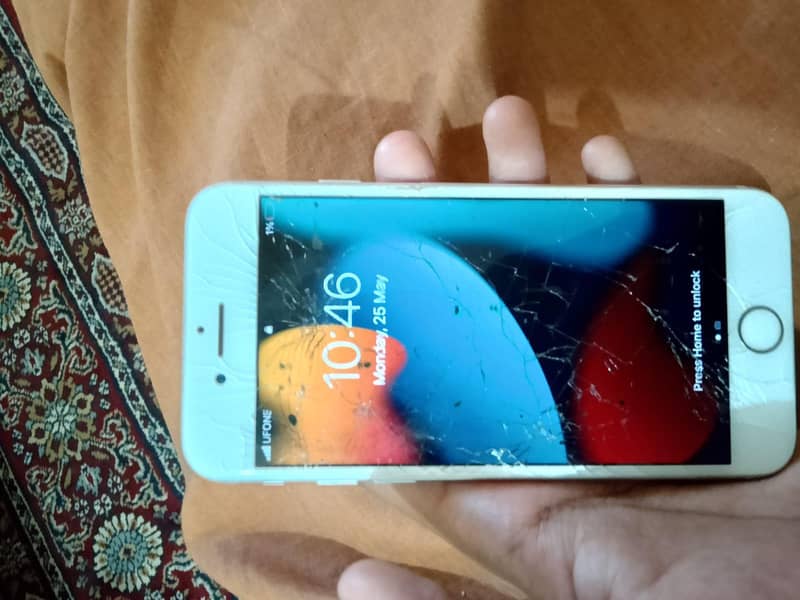 Apple iPhone 7 1
