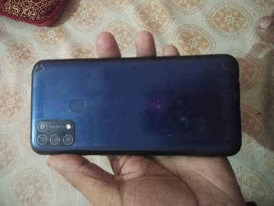 Samsung Mobile M31 6/128 paper pe nishan hai pannel pe filling krwaya