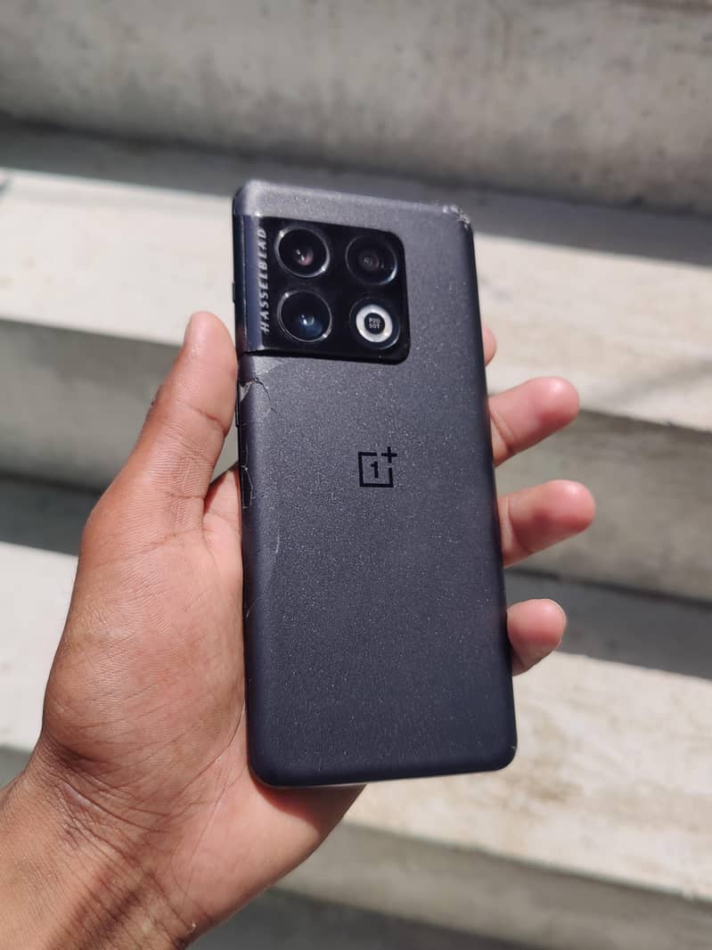 One Plus 10 Pro 0