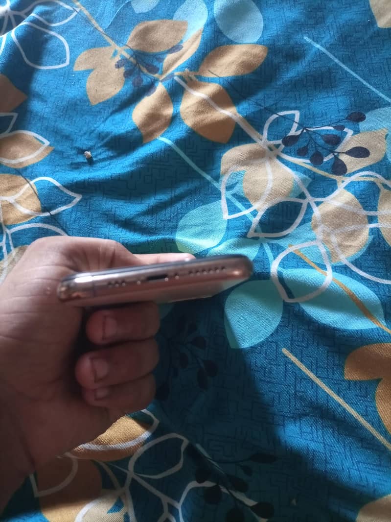 Apple iPhone 11 Pro 5