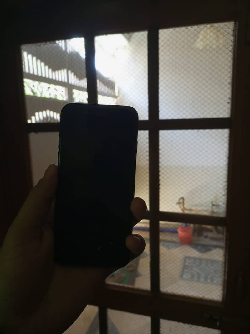 Apple iPhone 8 4