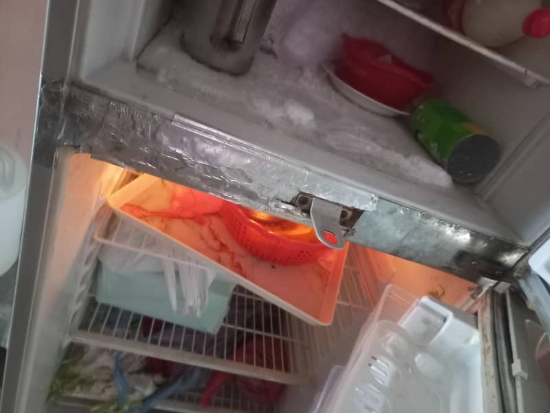 Waves Refrigerator with super performance 1