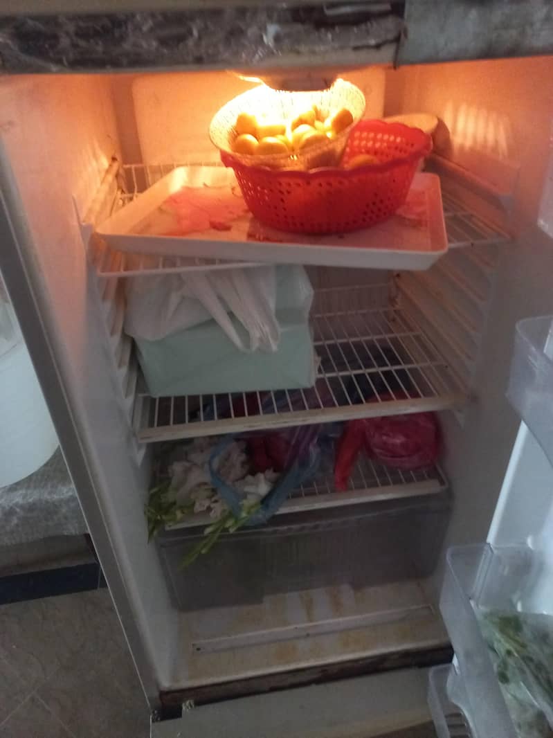 Waves Refrigerator with super performance 3
