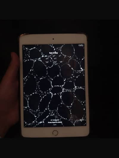 Gaming beast smooth 60fps best gaming device ipad mini 5,4gb RAM,64ROM