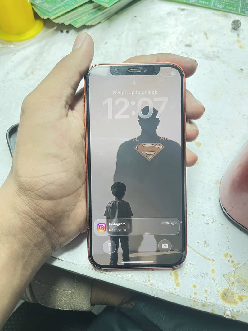 iPhone 12 1