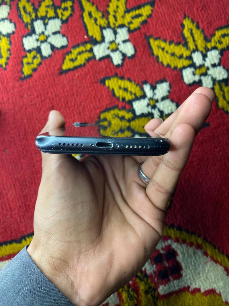 iPhone 11 sim working 5