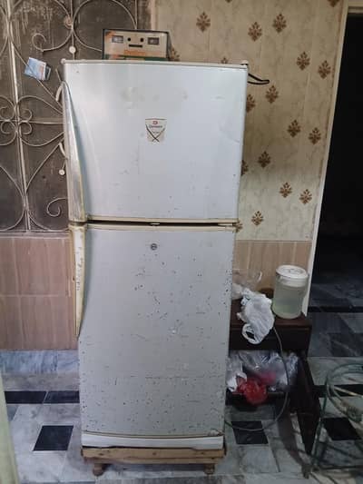Dawlance Fridge Medim size