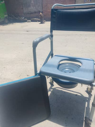 washroom chair