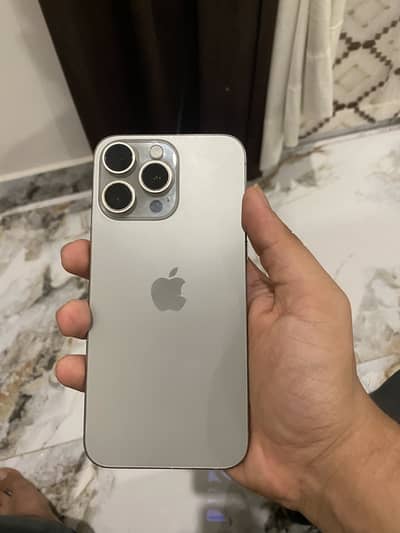 Apple iPhone 15 Pro Max