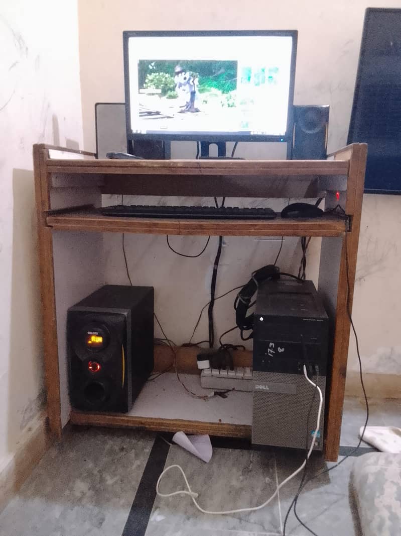 PC LCD Buffer Speaker 1