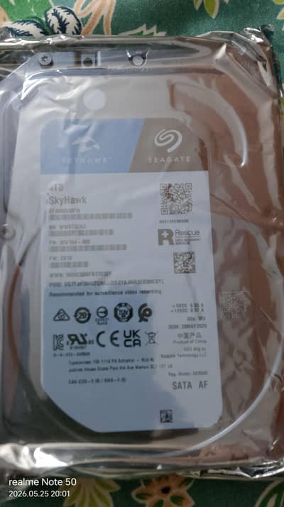 Seagate Skyhawk 4TB and Rx6400 GPU
