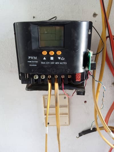 Sunlife Solar Panels 215 Watt & PWM 50A Controller with Stand