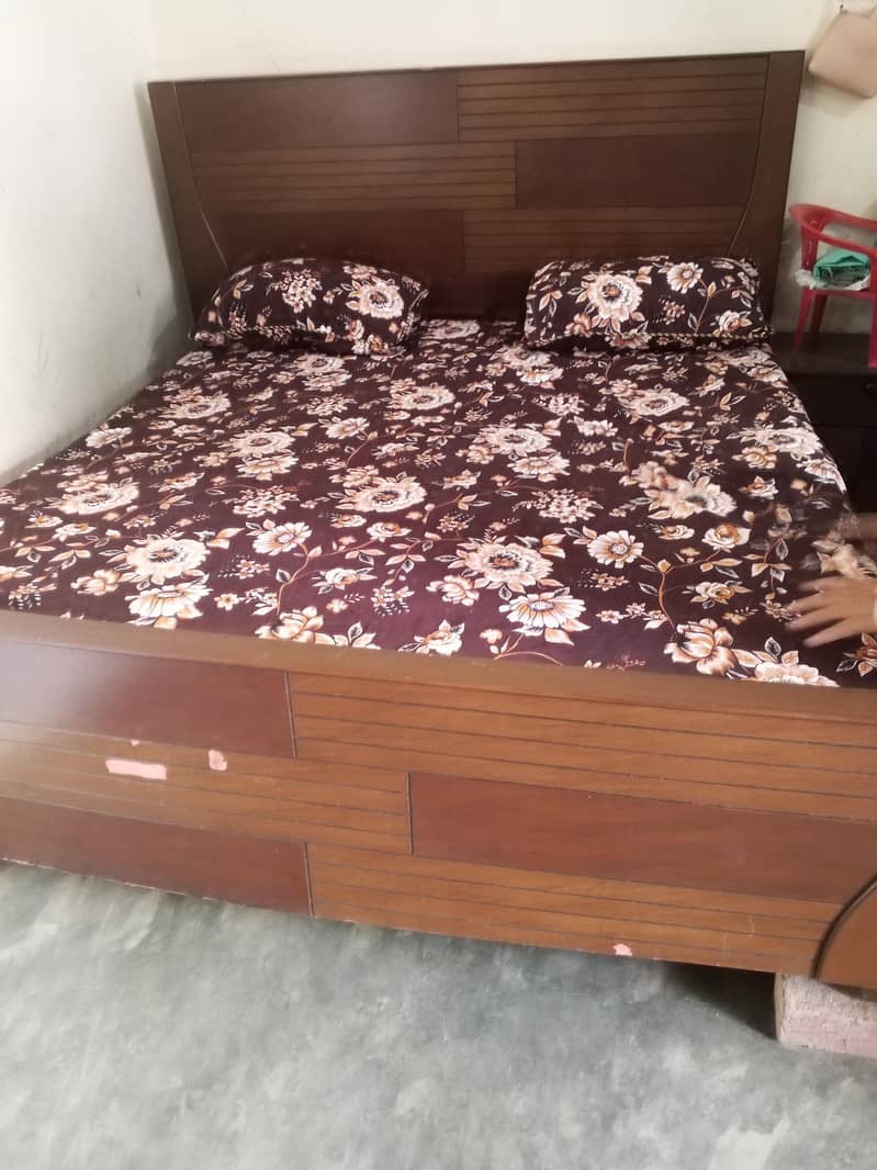 vip double bed 0