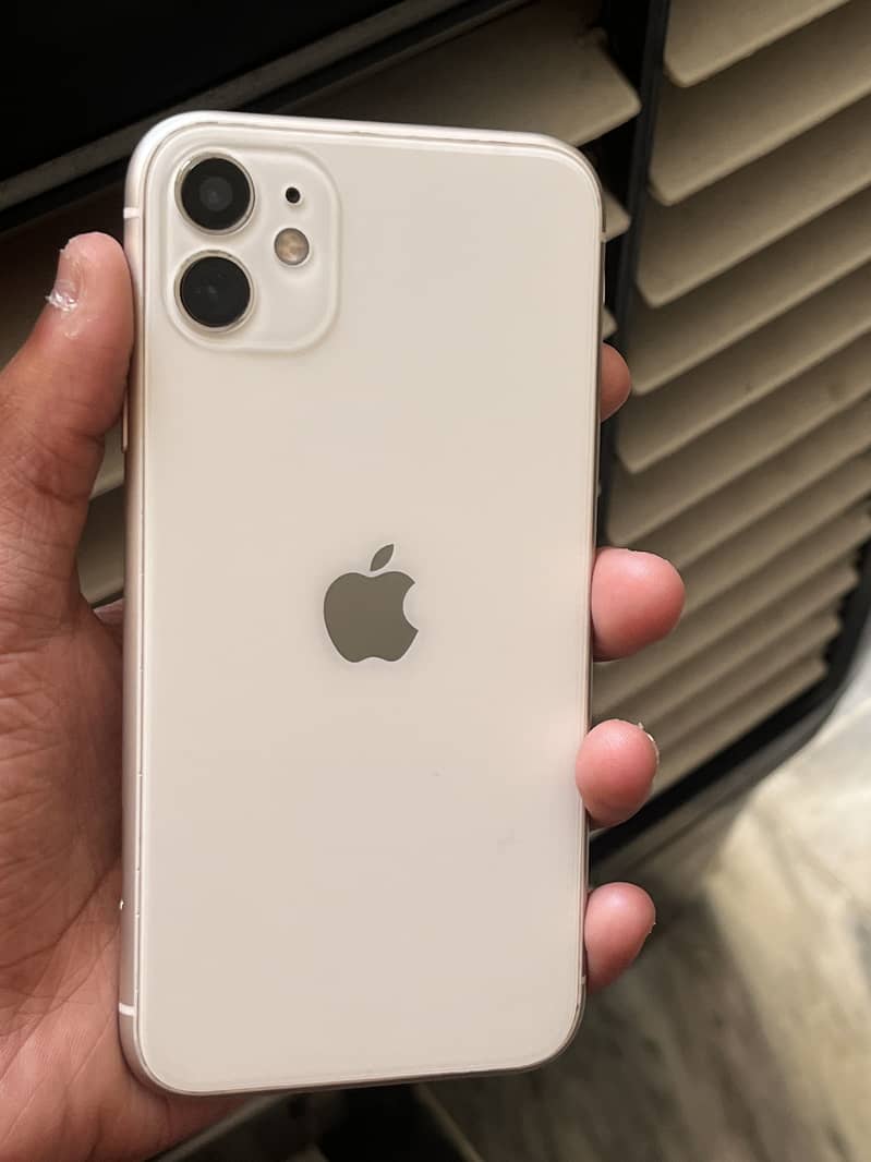 Apple iPhone 11 0