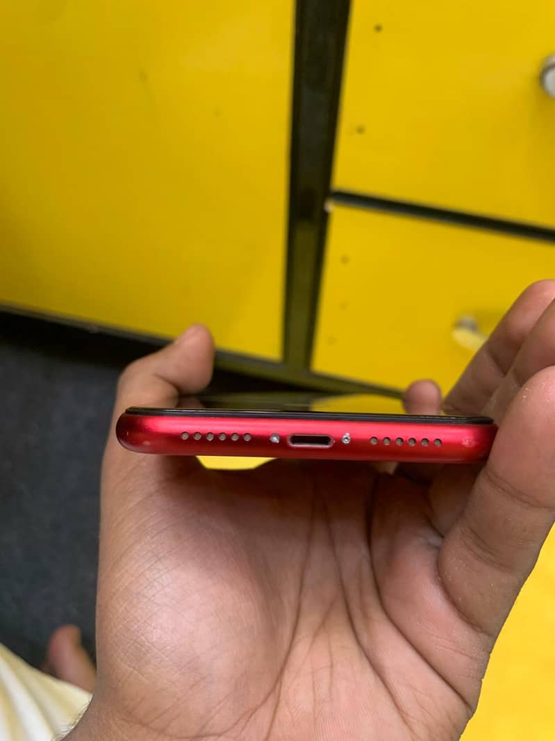 iPhone 11 6