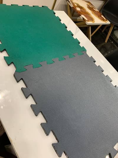 Interlock flooring-Rubber flooring - Gym flooring- Rubber tiles-floor