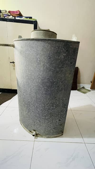 Water reserve tank (Pani ki tanki)