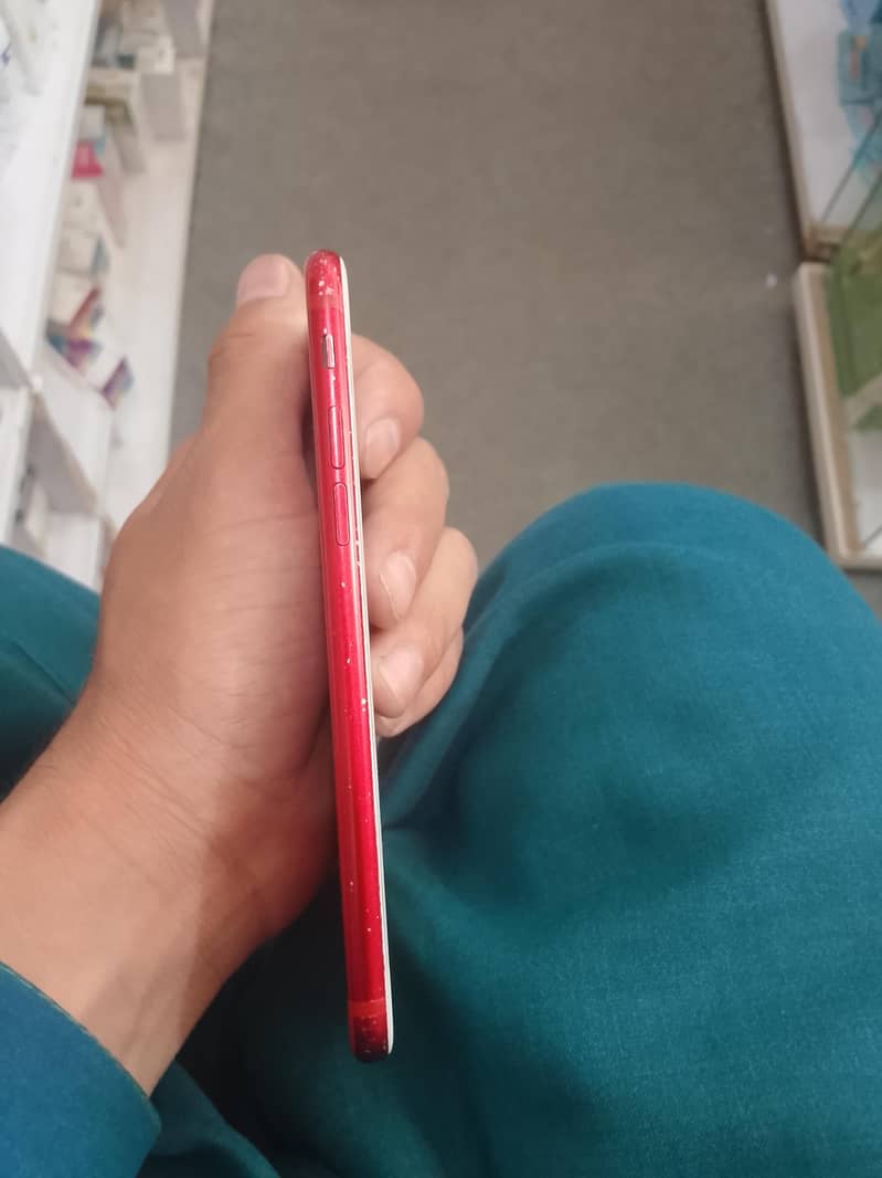 Apple iPhone 7 2