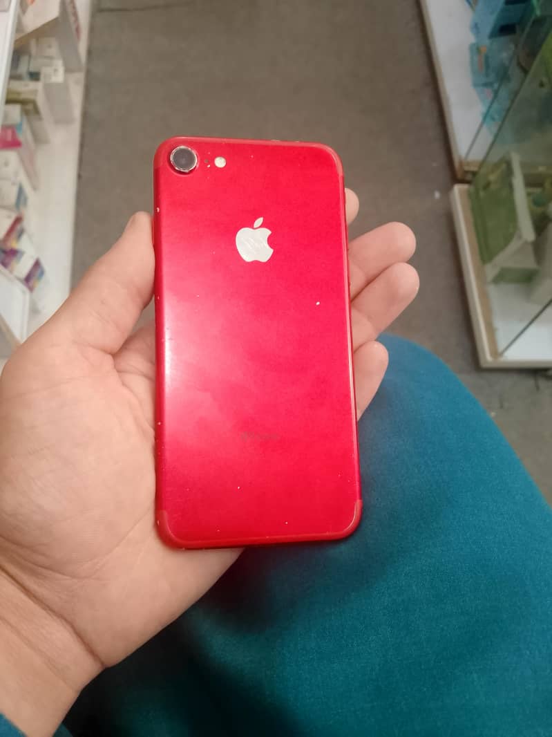 Apple iPhone 7 4