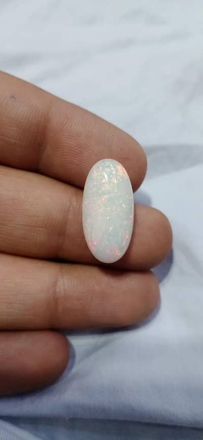 Ethiopian white Opal 9 carat