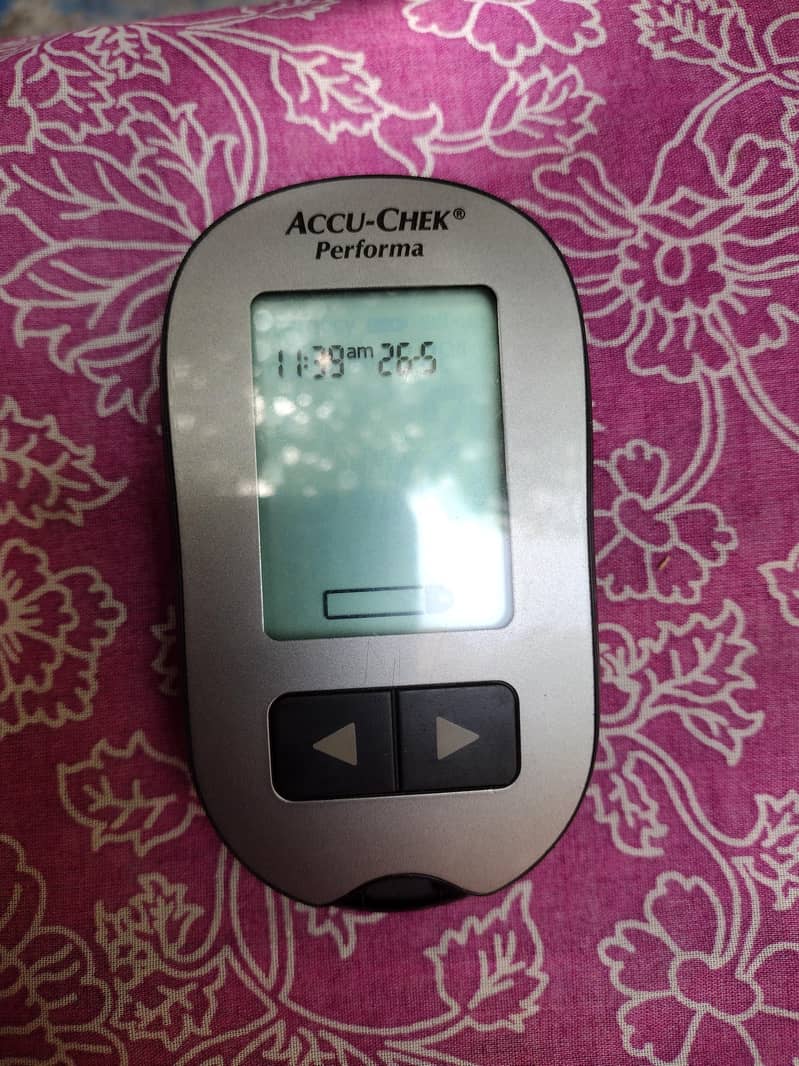 GLUCOSE TESTING MACHINE 1