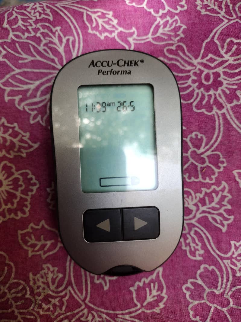 GLUCOSE TESTING MACHINE 2