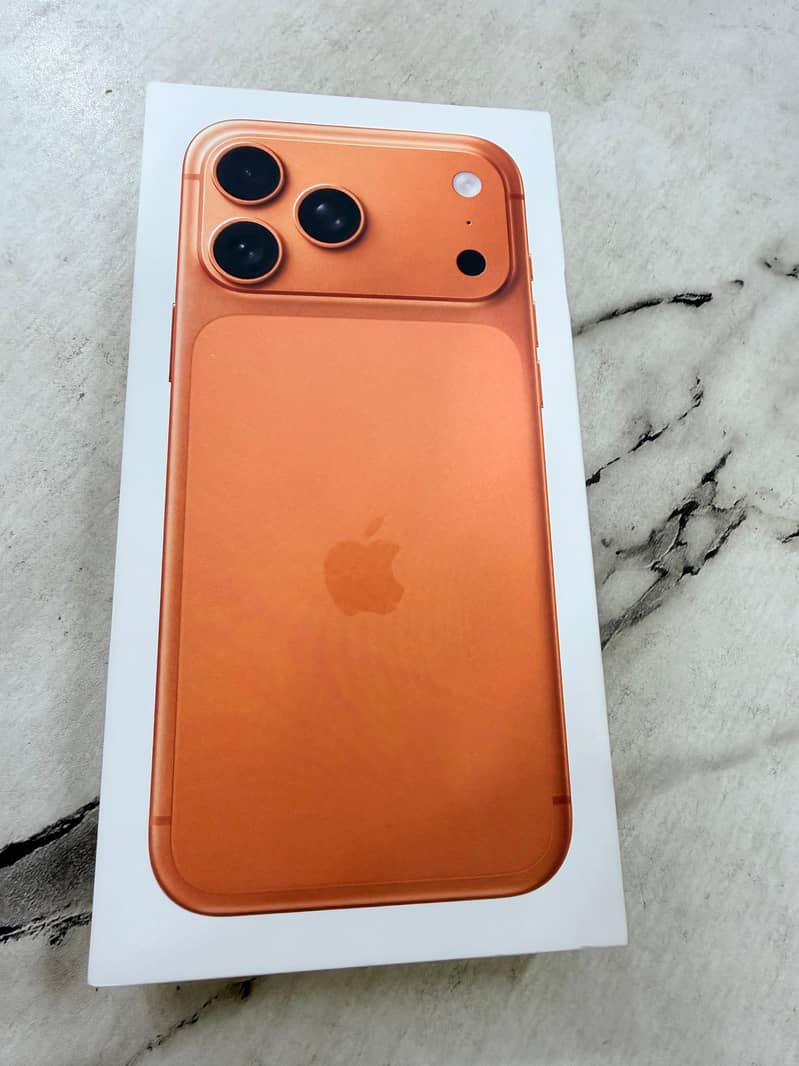 Apple iPhone 17 Pro Max 3