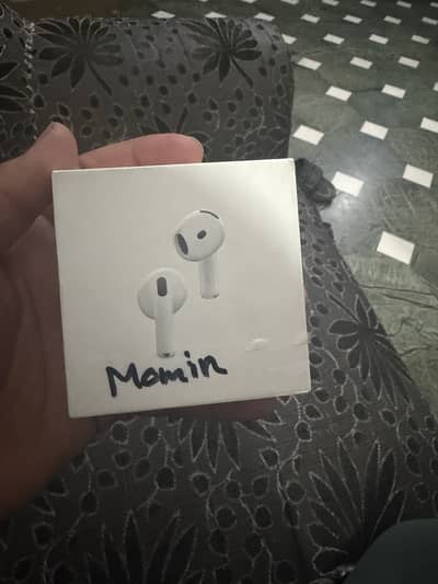 Apple AirPod 4 with Active noise cancellation