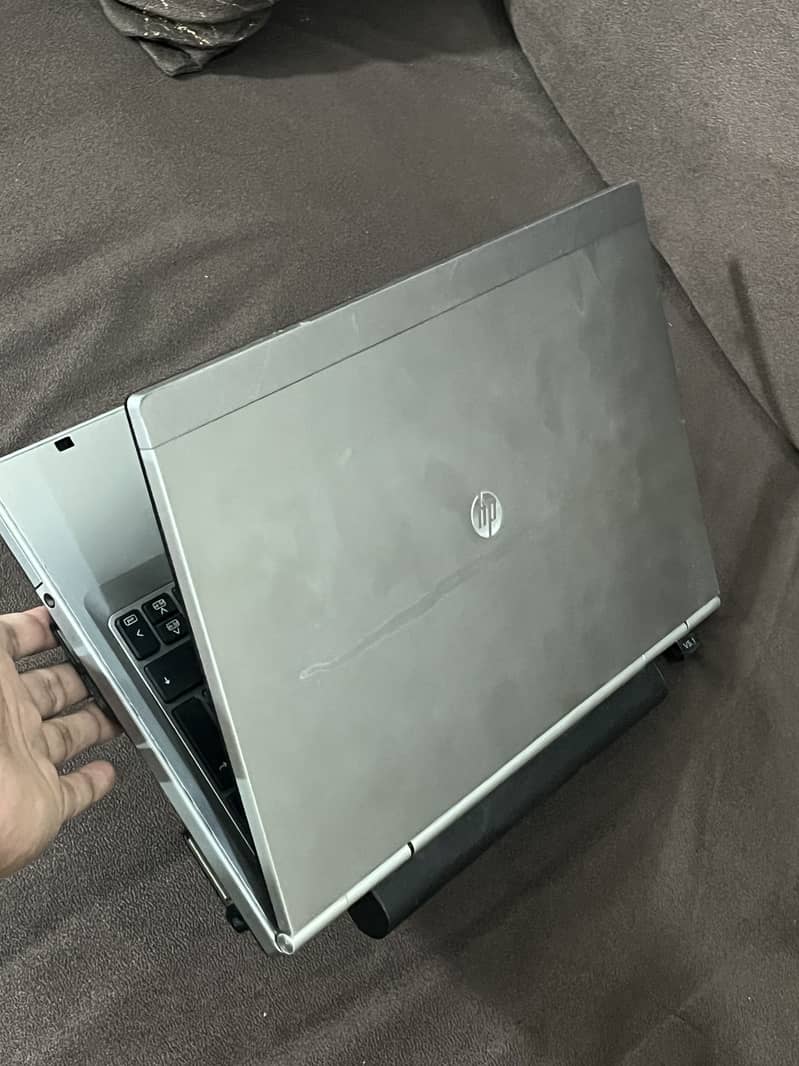 Hp laptop 8