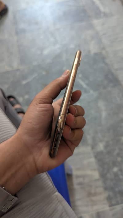 Apple iPhone XS Max  context WhatsApp 3070680381