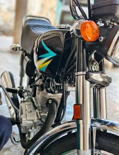 Honda CG125 black clr