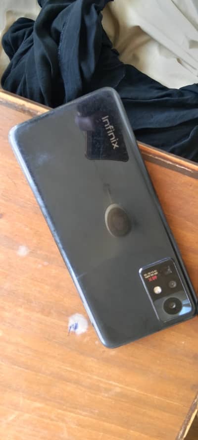 Infinix zero x neo 8/128 GB with box charger