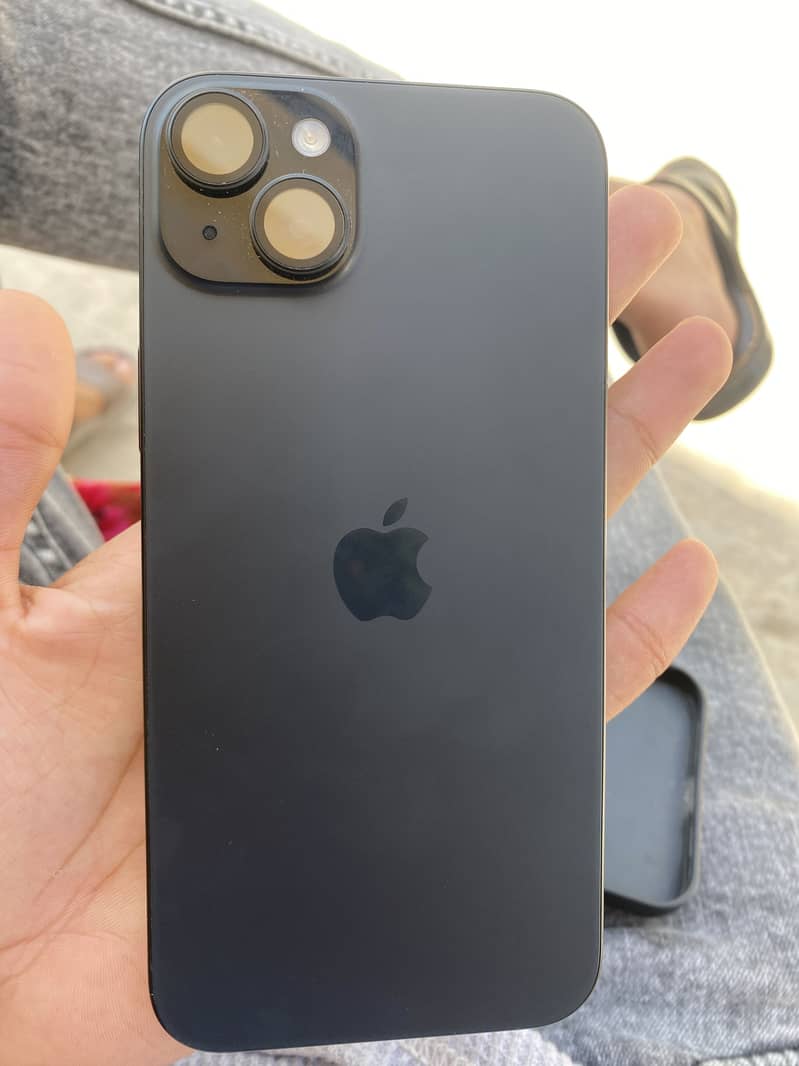 iphone 15 plus 4