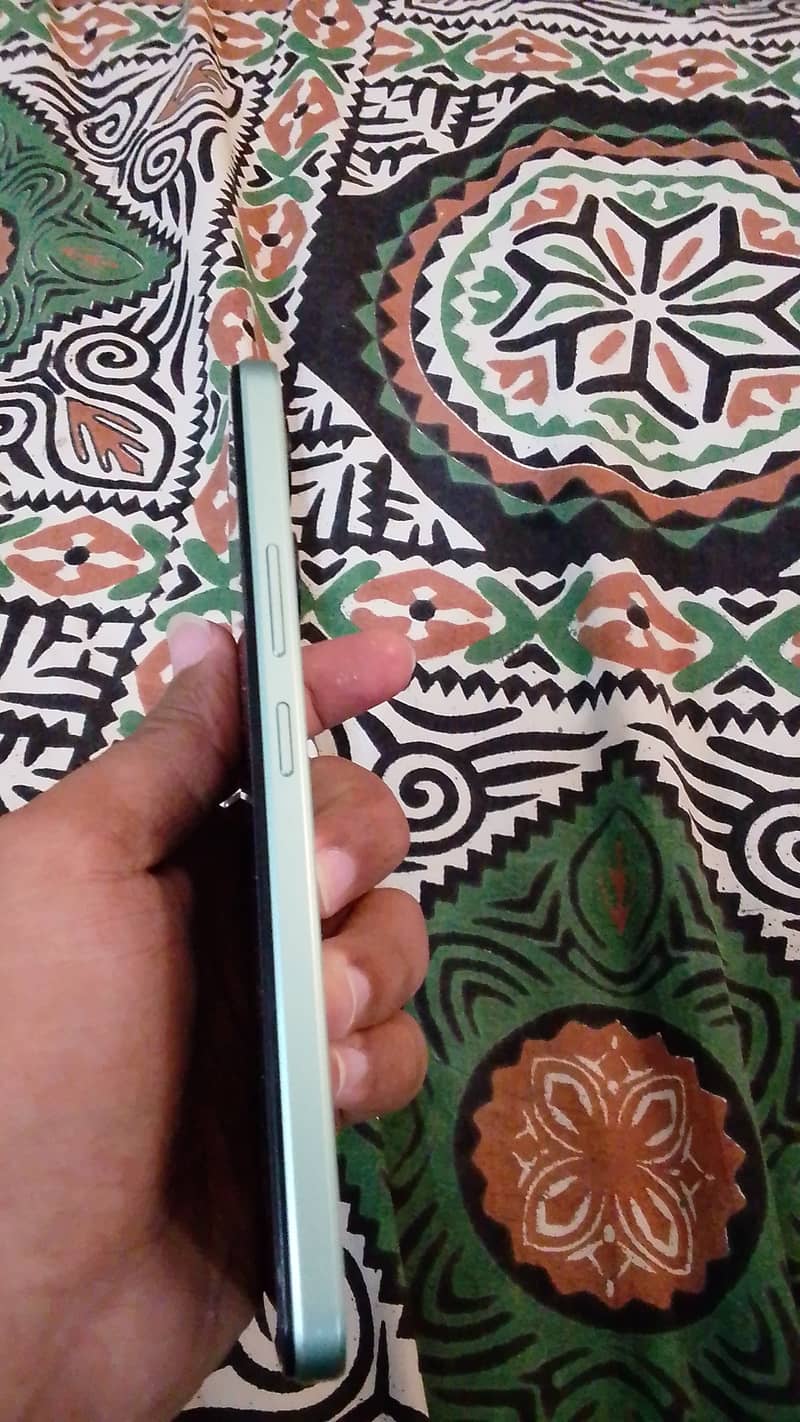 Mobile 3