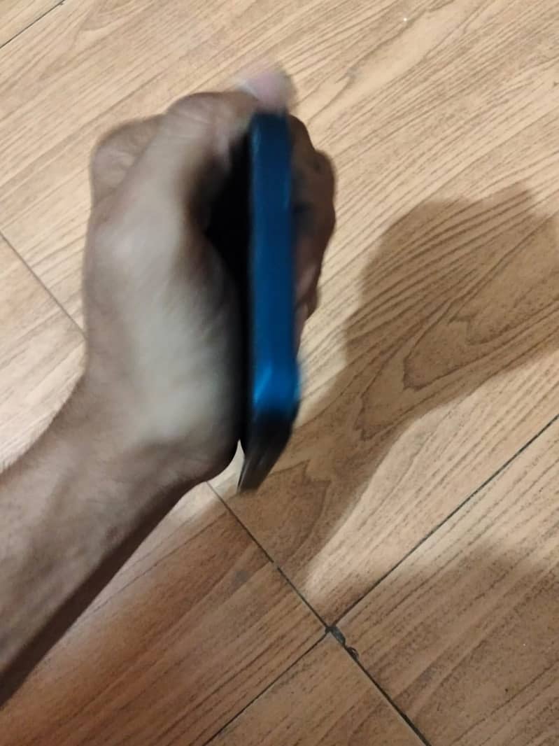 Apple iPhone 12 1