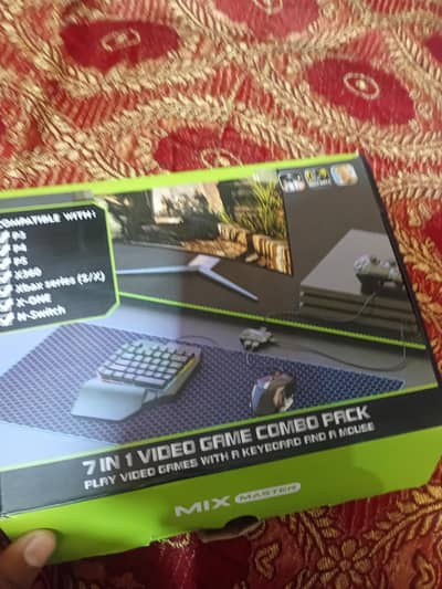 7IN 1 MOBILE VIDEO GAME COMBO PACK