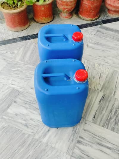 32 Litres Water  gallon for sale (2 pieces)