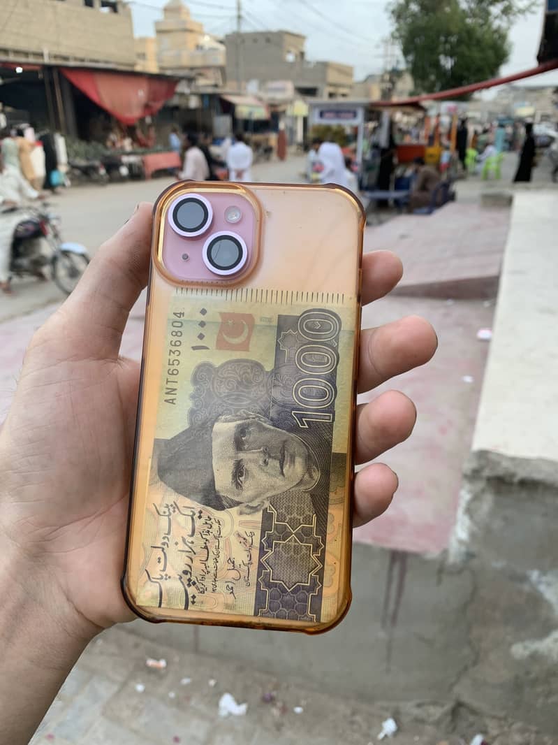 Apple iPhone 15 3