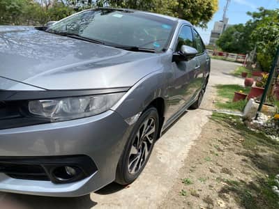 Total Geniune Honda Civic 2018 Model 1st Owner