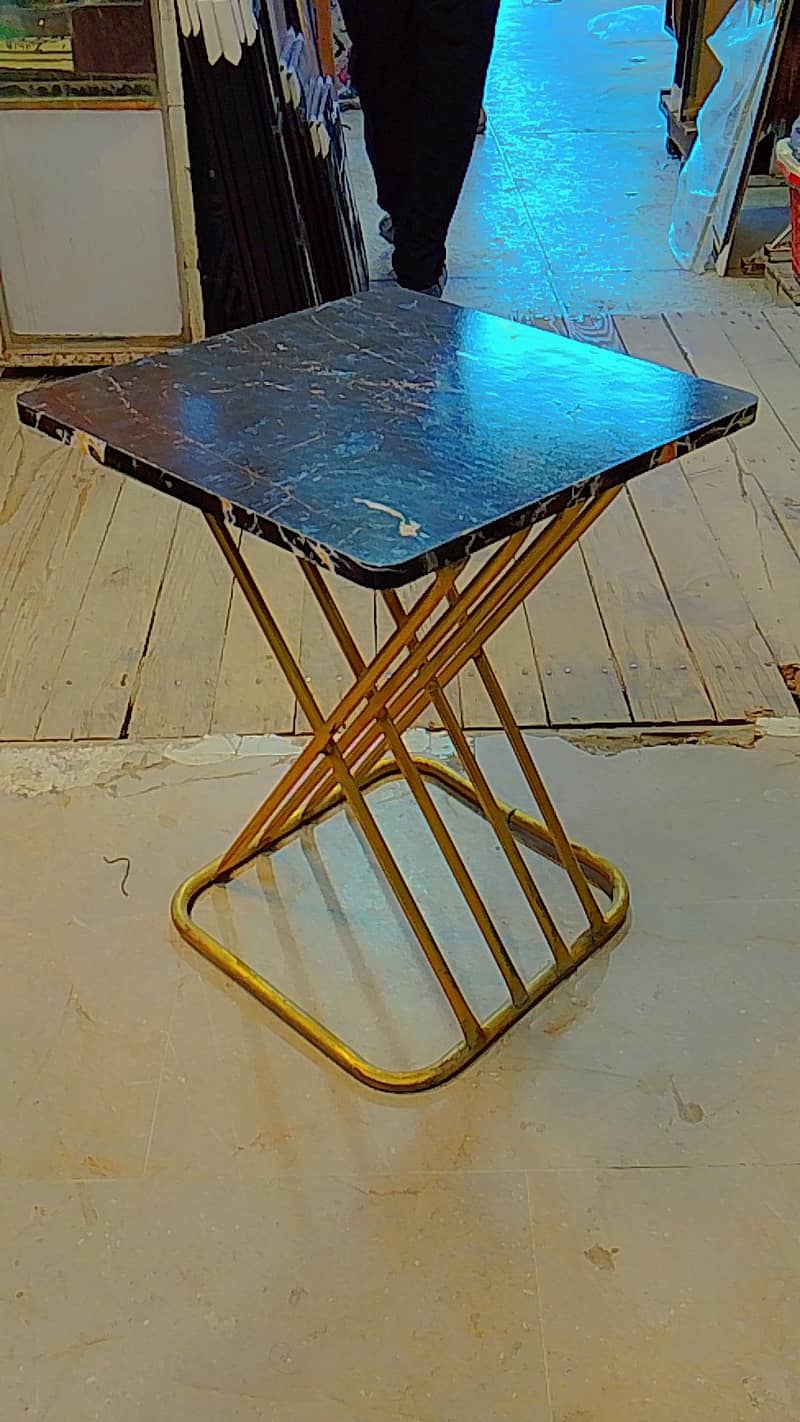 square shape table 2