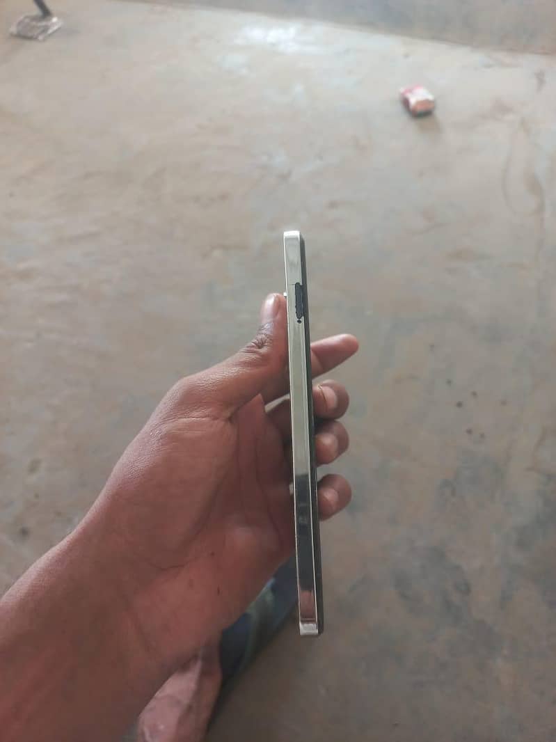 tecon camon 20 4