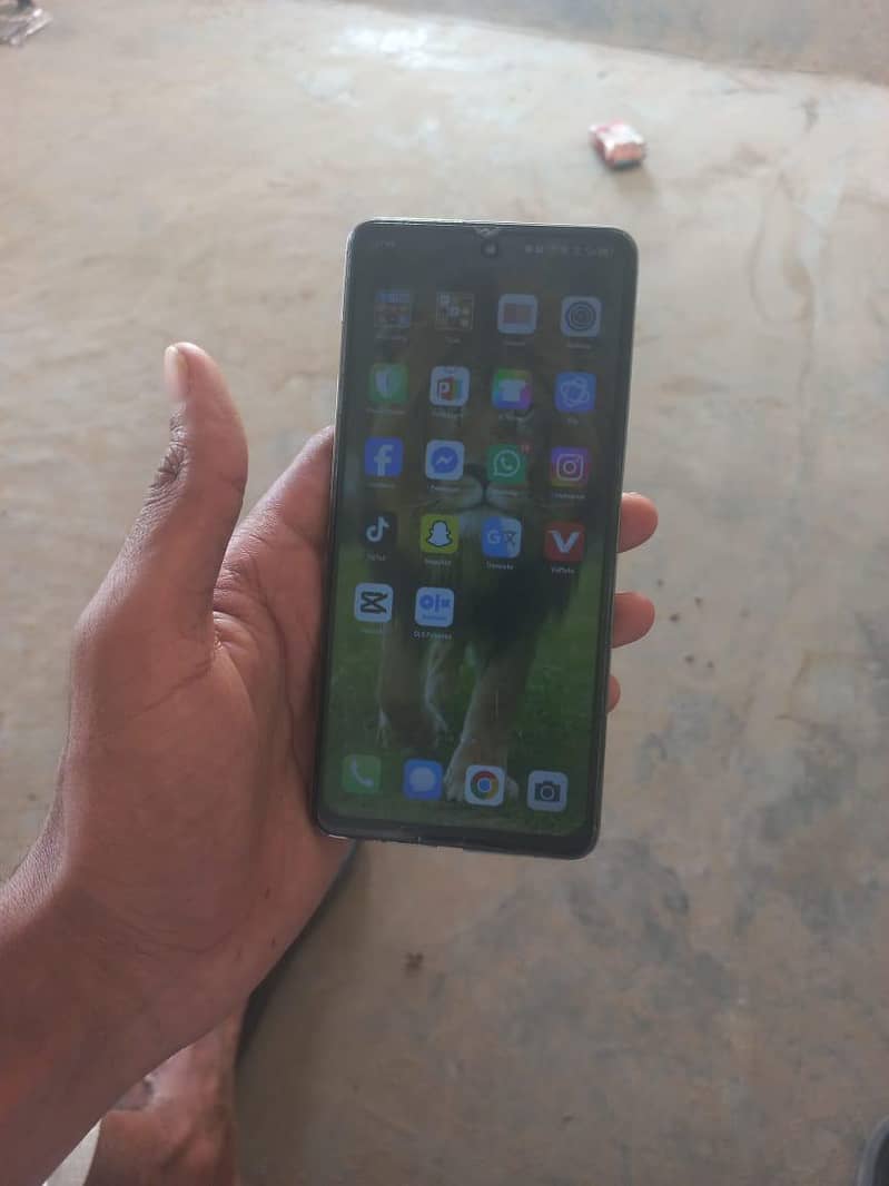 tecon camon 20 6