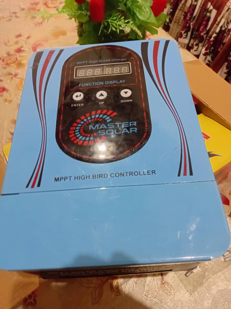MPPT 70A 8